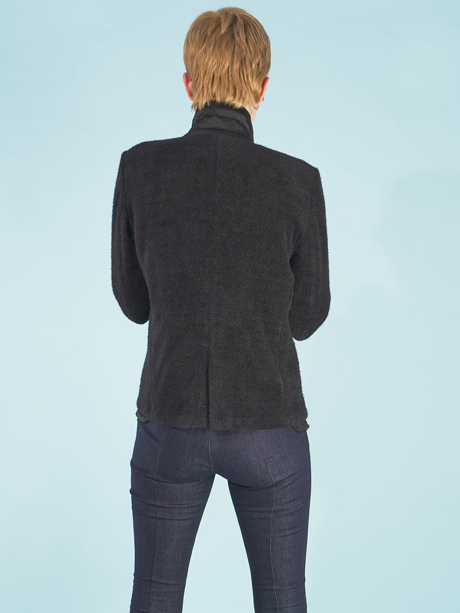 austin blazer in black by inlarkin back view detail of collar, back seam and back vent paired with the sublime jean by inlarkin
