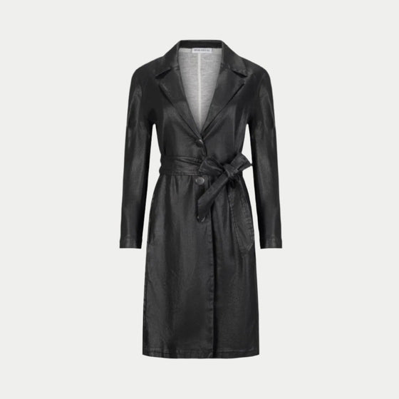 the toni trench coat in black front view showing the knotch collar and belt by inlarkin