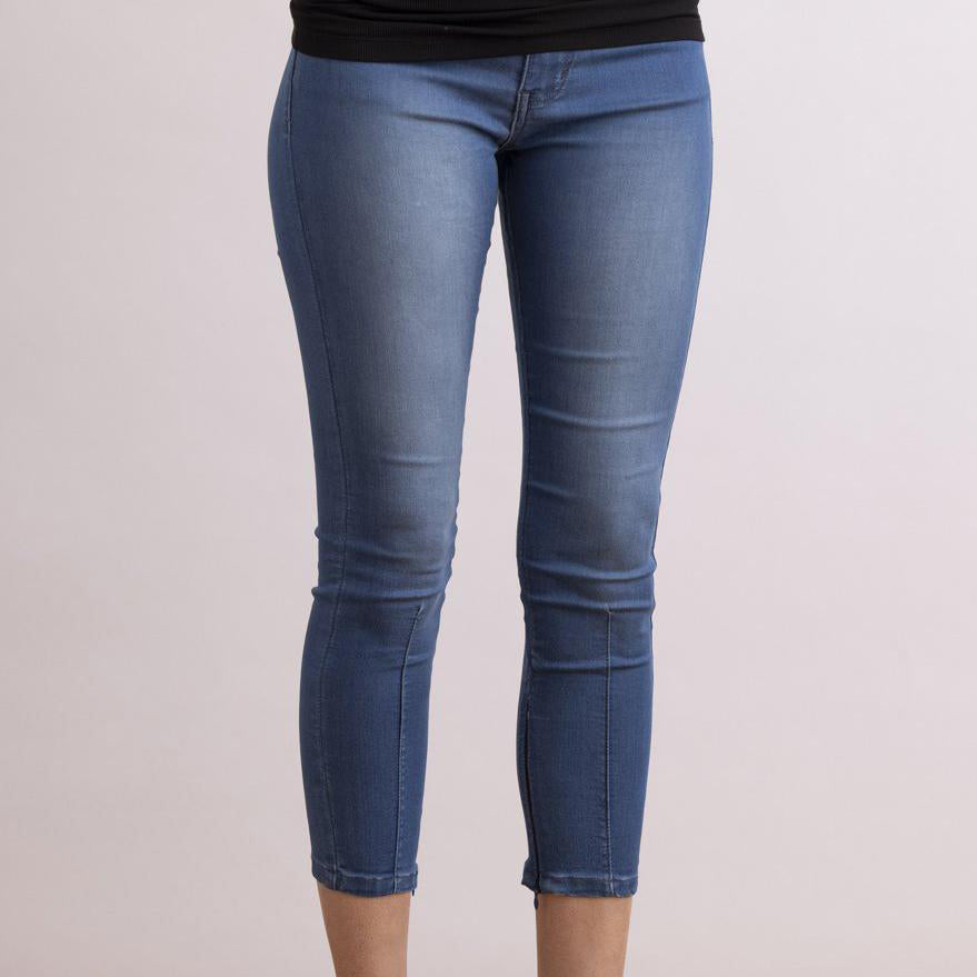 (UN)REAL Jeans – Stretch Jeans for Women | (IN)LARKIN